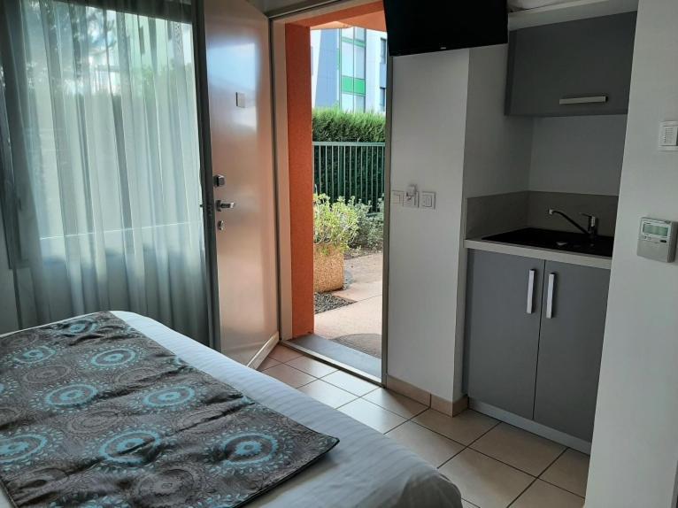 Hotel Au Beaujolais Saint Jean Belleville-sur-Saône Esterno foto