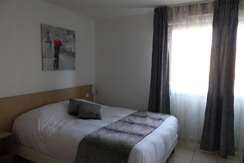 Hotel Au Beaujolais Saint Jean Belleville-sur-Saône Esterno foto