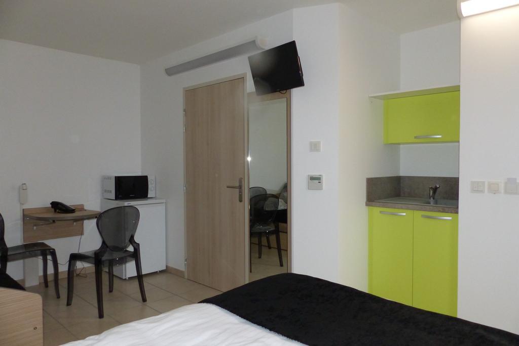 Hotel Au Beaujolais Saint Jean Belleville-sur-Saône Esterno foto